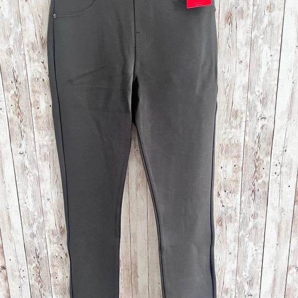 Spanx Legging - Picture 2 of 4